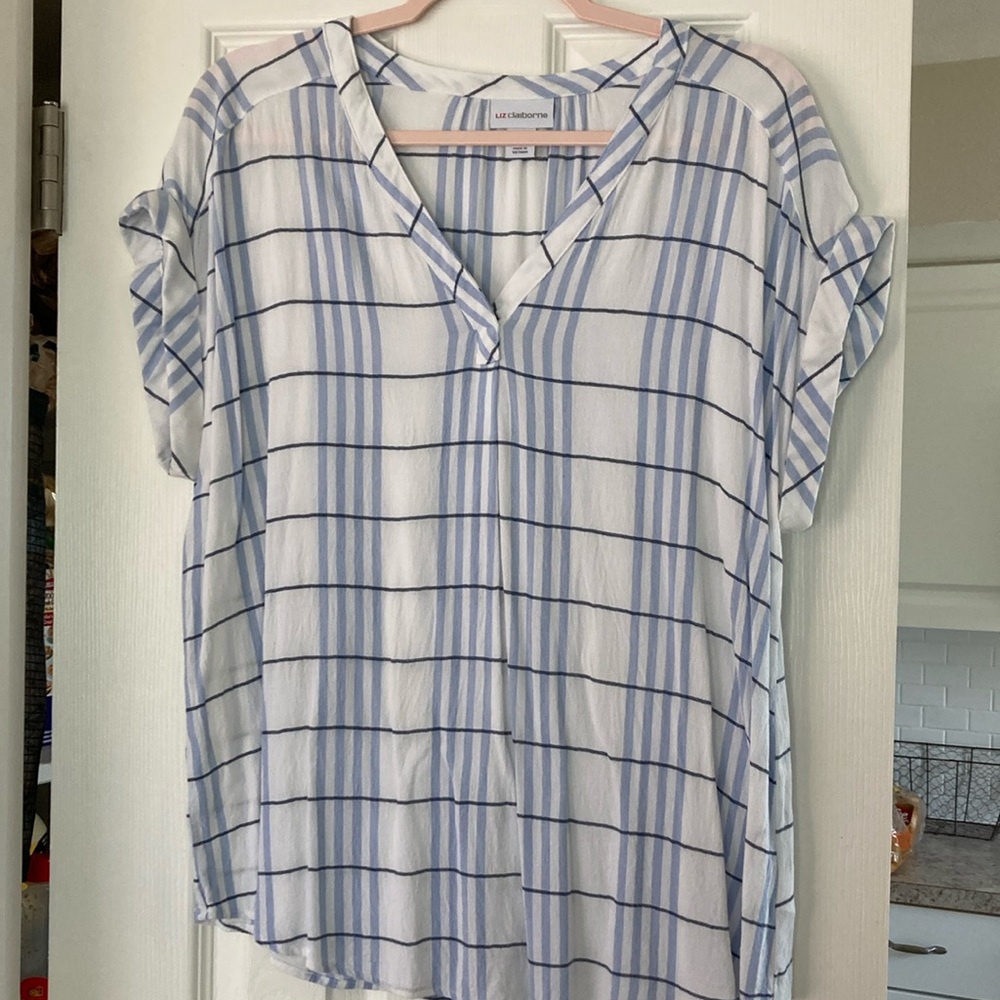 Liz Claiborne tunic top